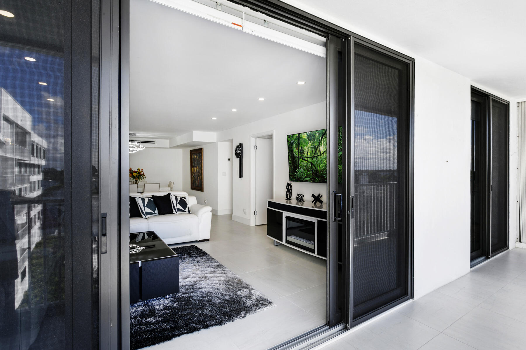 2860 S Ocean Blvd #512 Palm Beach, FL 33480