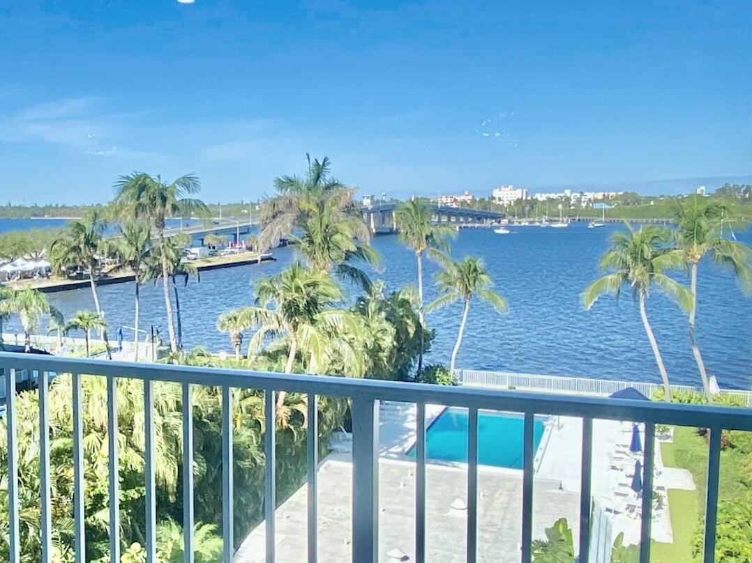 2860 S Ocean Blvd #512 Palm Beach, FL 33480