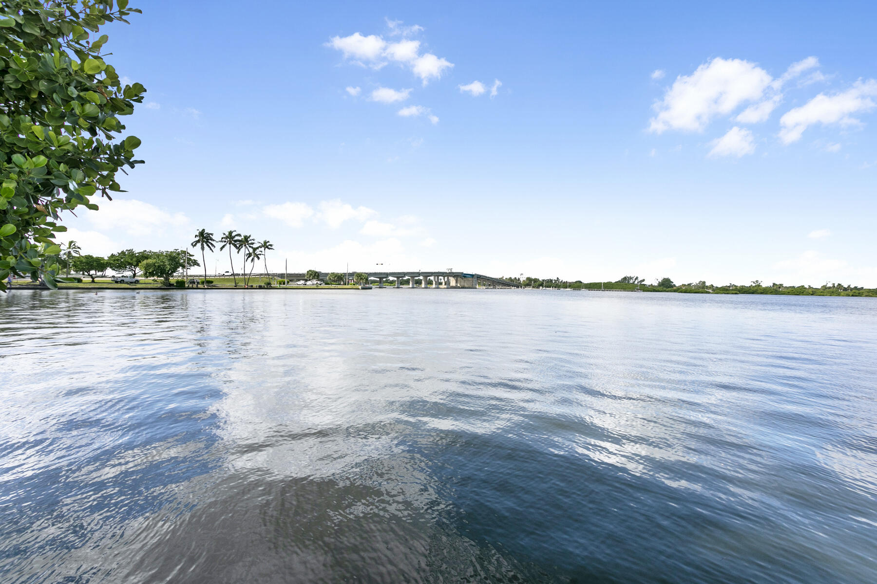 2860 S Ocean Blvd #512 Palm Beach, FL 33480