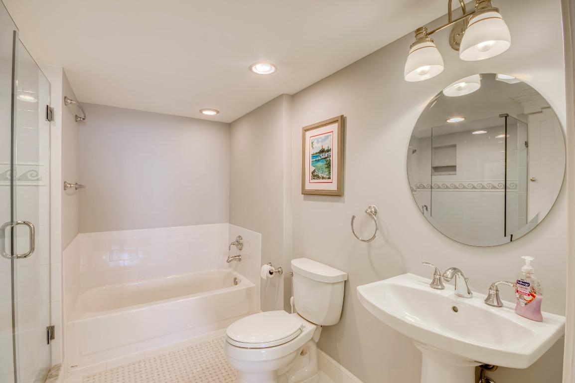 120 Lakeshore Dr #937 North Palm Beach, FL 33408