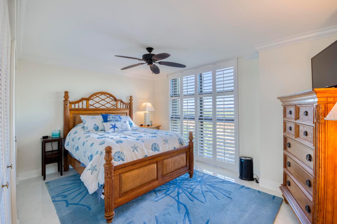 120 Lakeshore Dr #937 North Palm Beach, FL 33408