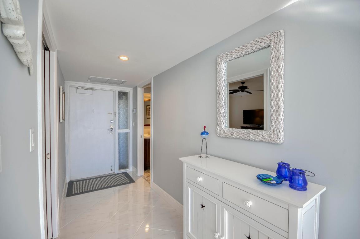 120 Lakeshore Dr #937 North Palm Beach, FL 33408