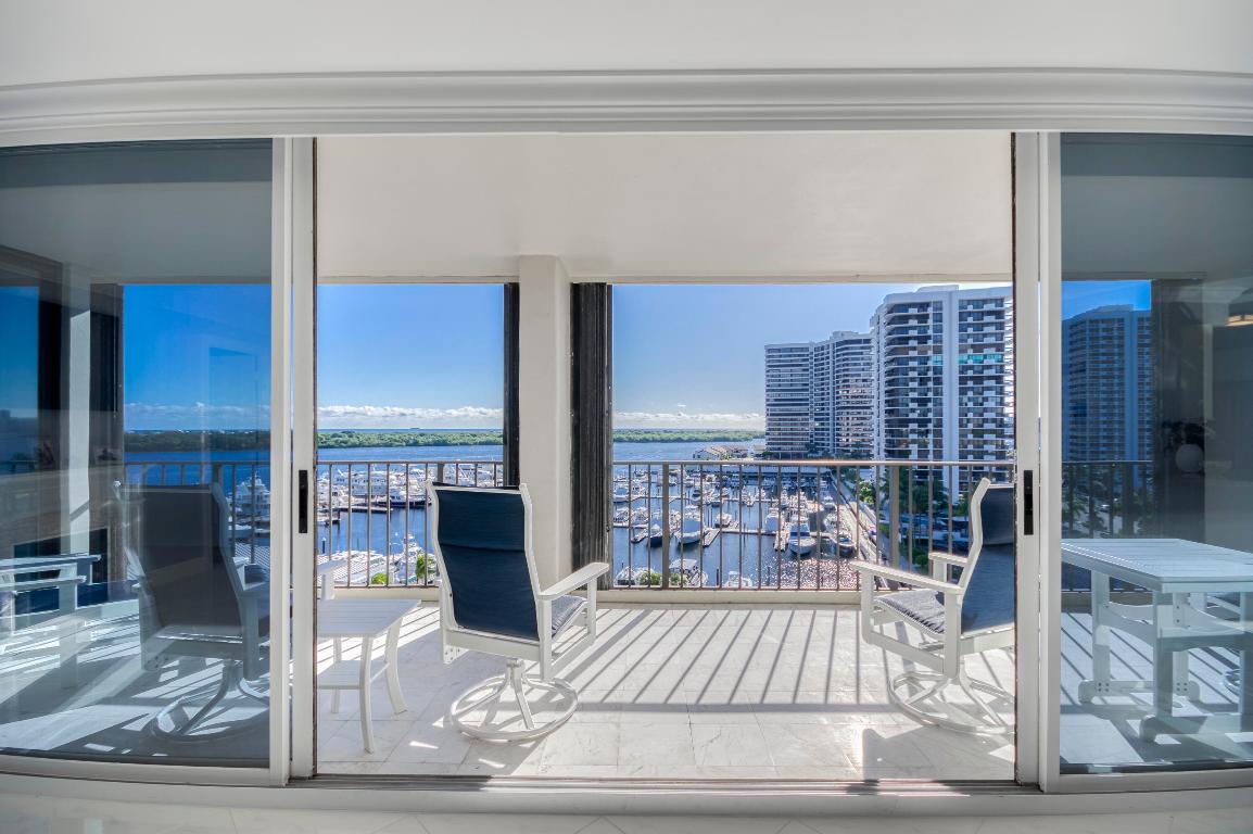 120 Lakeshore Dr #937 North Palm Beach, FL 33408