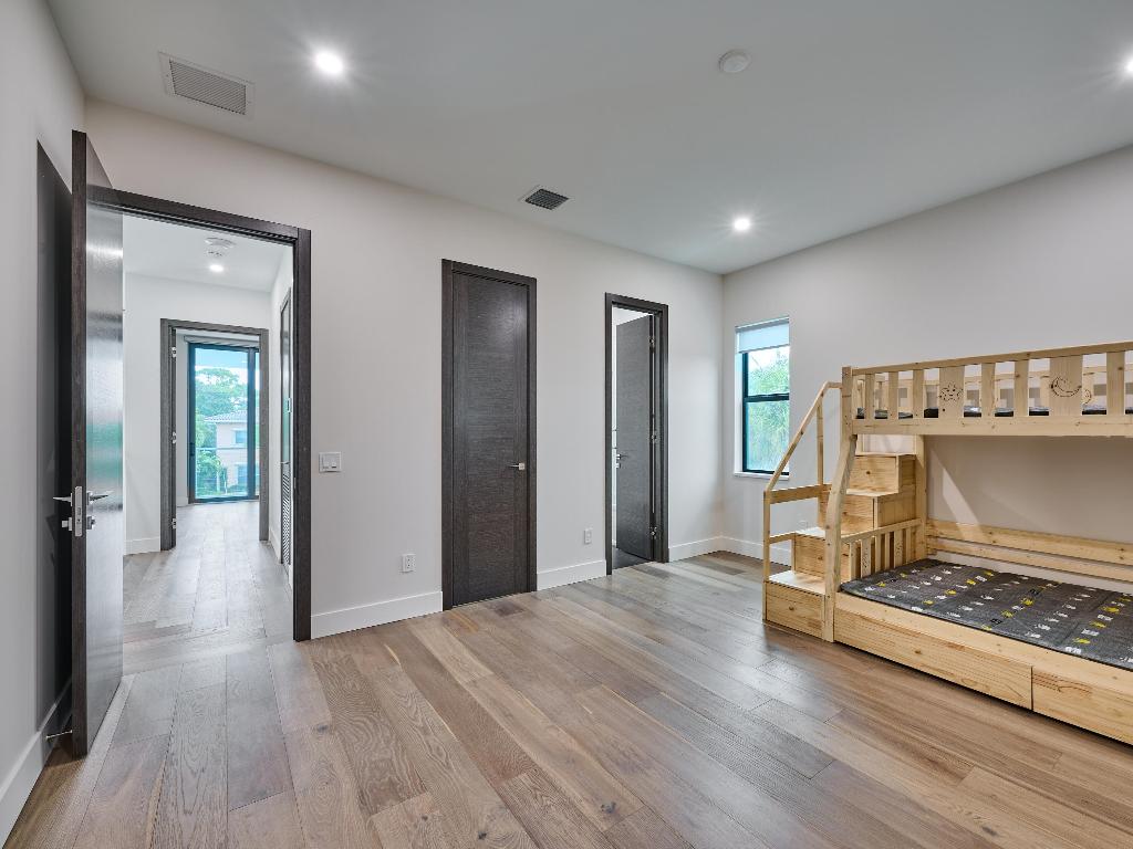 2751 NE 22nd Pompano Beach, FL 33062