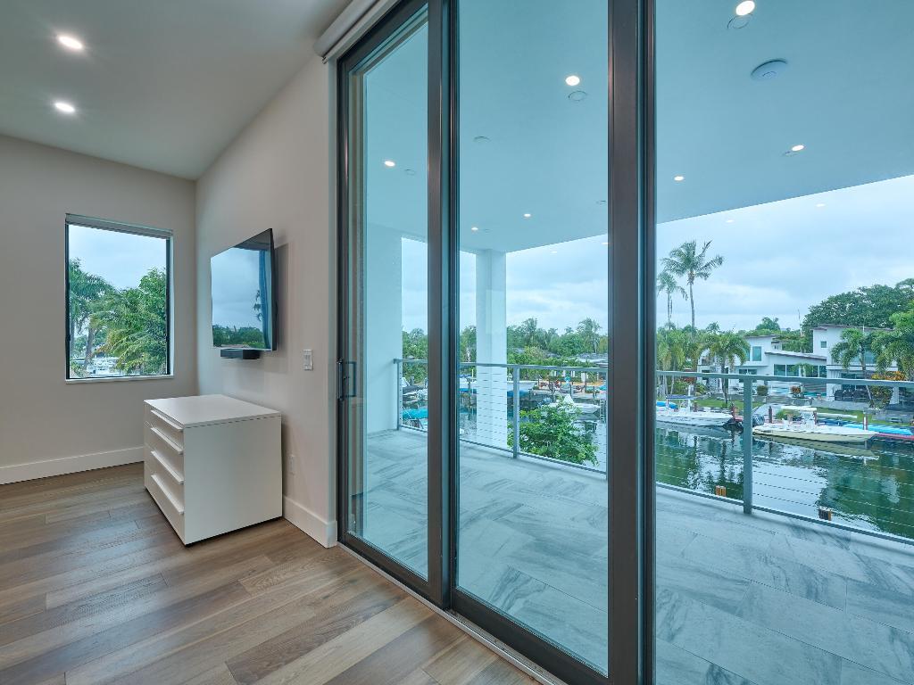 2751 NE 22nd Pompano Beach, FL 33062