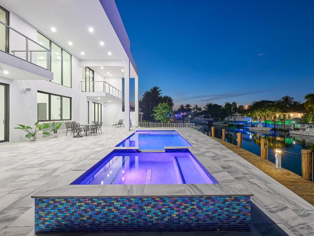 2751 NE 22nd Pompano Beach, FL 33062