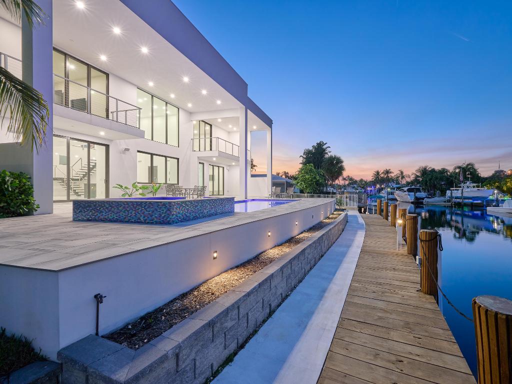 2751 NE 22nd Pompano Beach, FL 33062