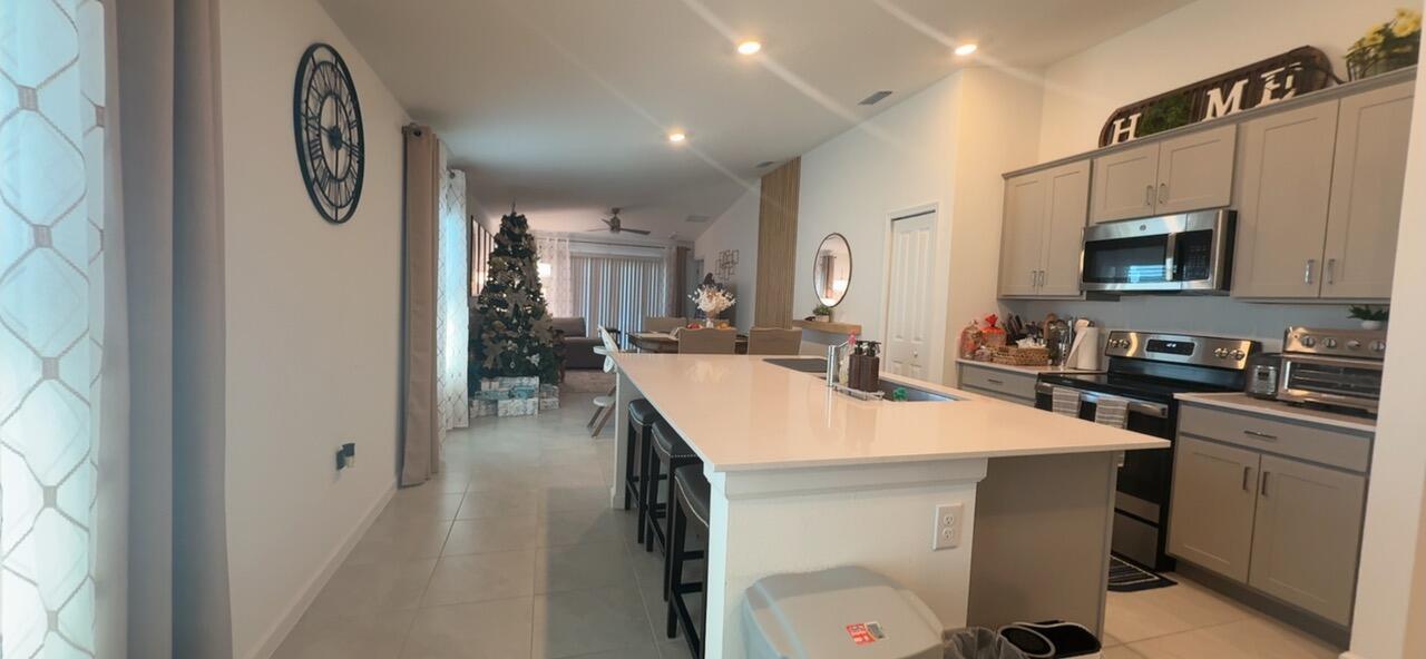 682 Papillon St Palm Bay, FL 32908