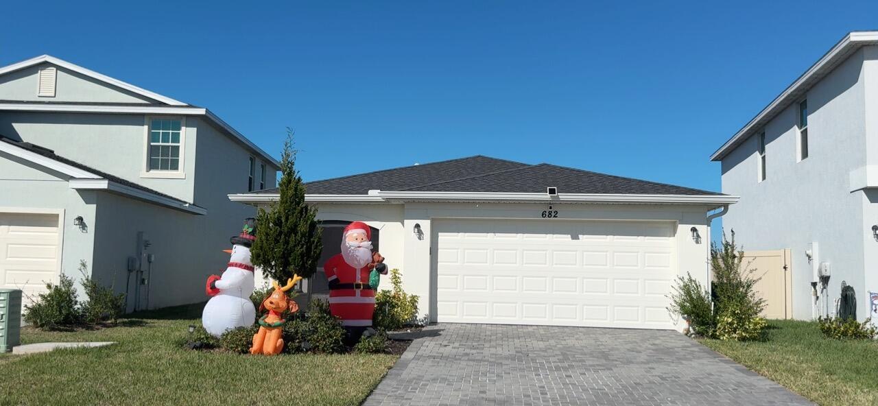 682 Papillon St Palm Bay, FL 32908