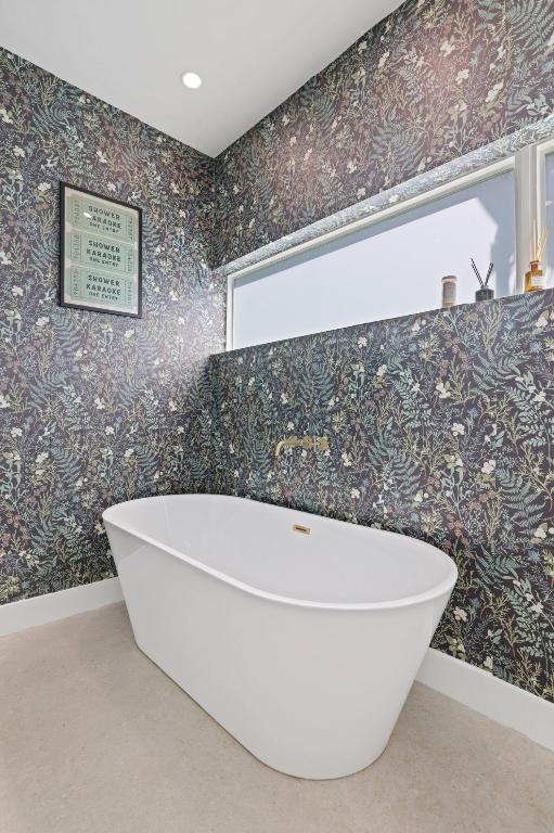 5830 SW 51st Miami, FL 33155