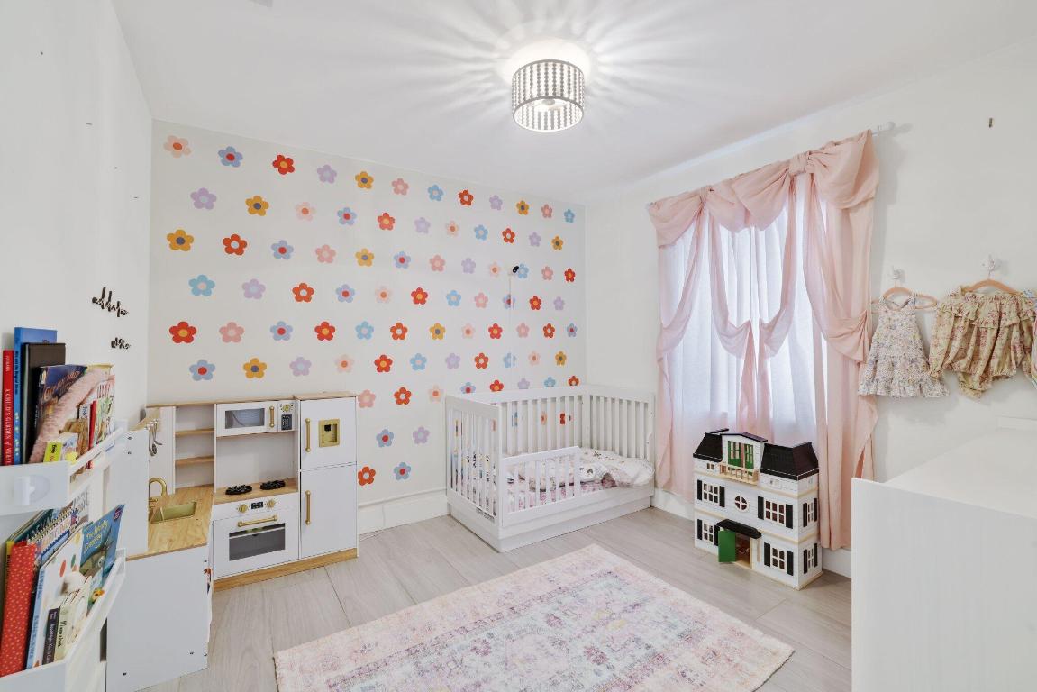 5830 SW 51st Miami, FL 33155