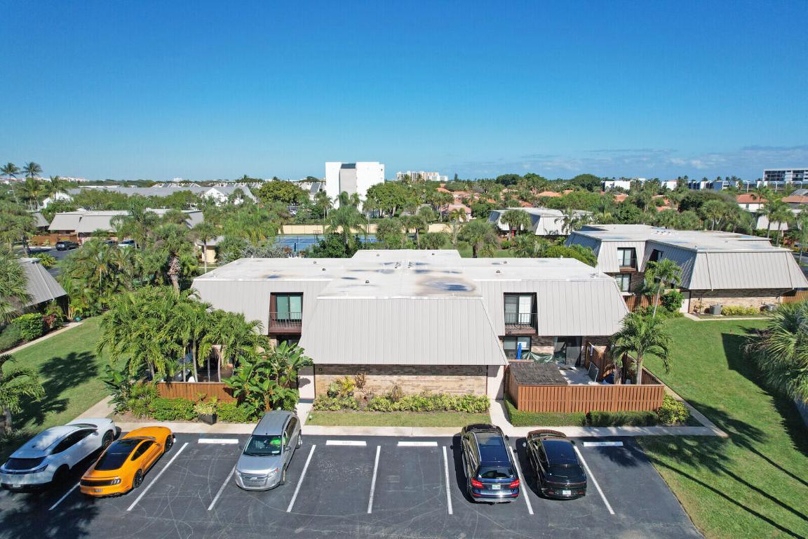 1420 Ocean #29a Jupiter, FL 33477