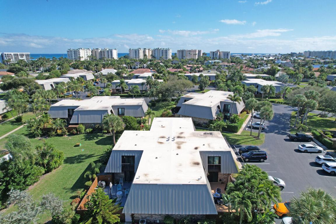 1420 Ocean #29a Jupiter, FL 33477