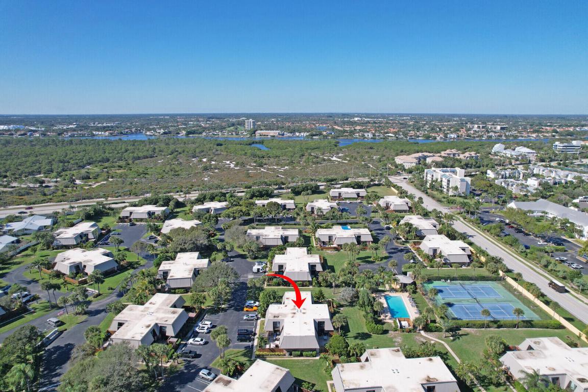 1420 Ocean #29a Jupiter, FL 33477