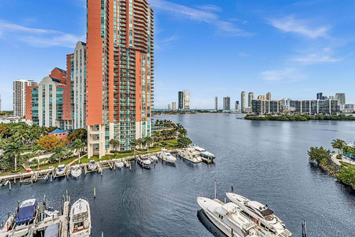 image Aventura Marina Condo Number Two9