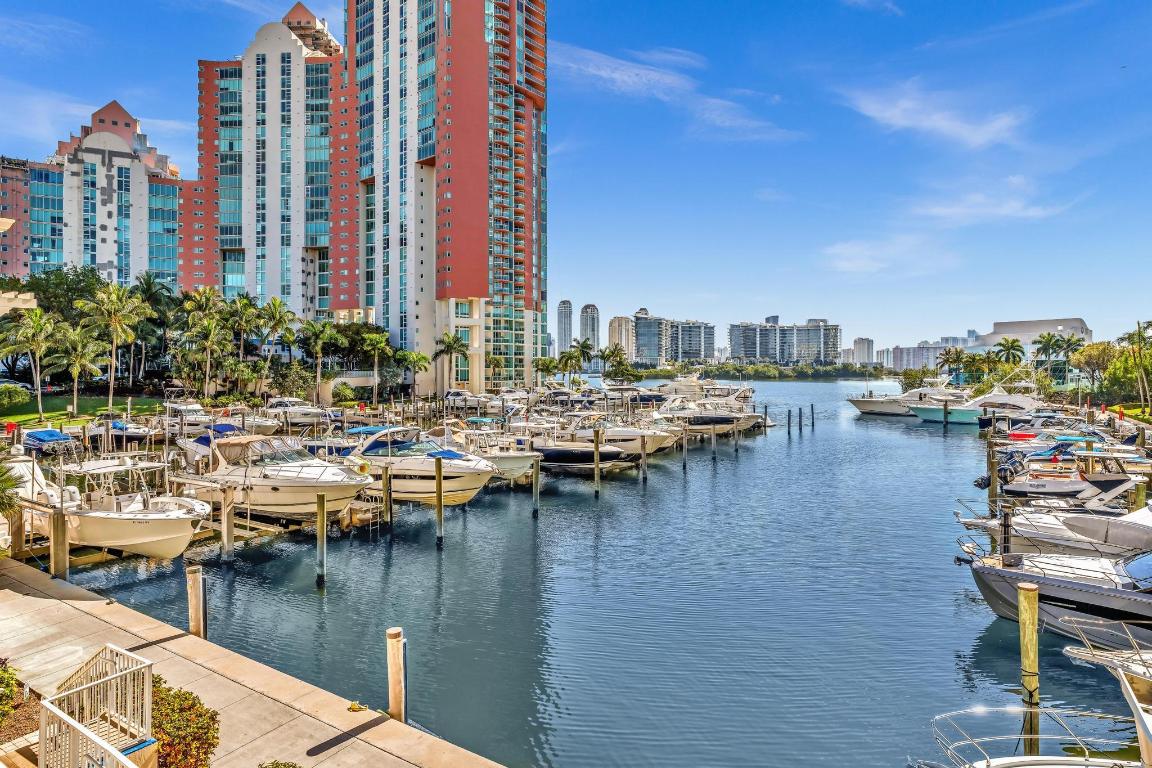 image Aventura Marina Condo Number Two29