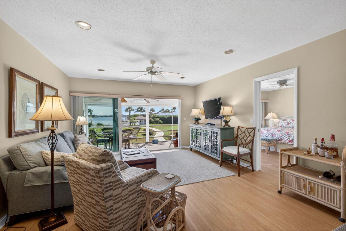 478 Tequesta #209 Tequesta, FL 33469