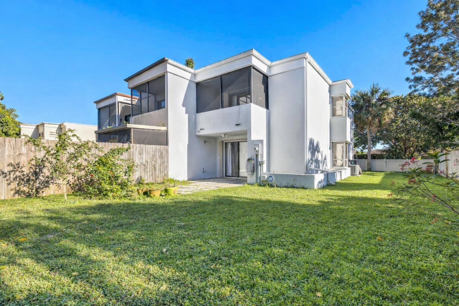 12702 Peconic Wellington, FL 33414