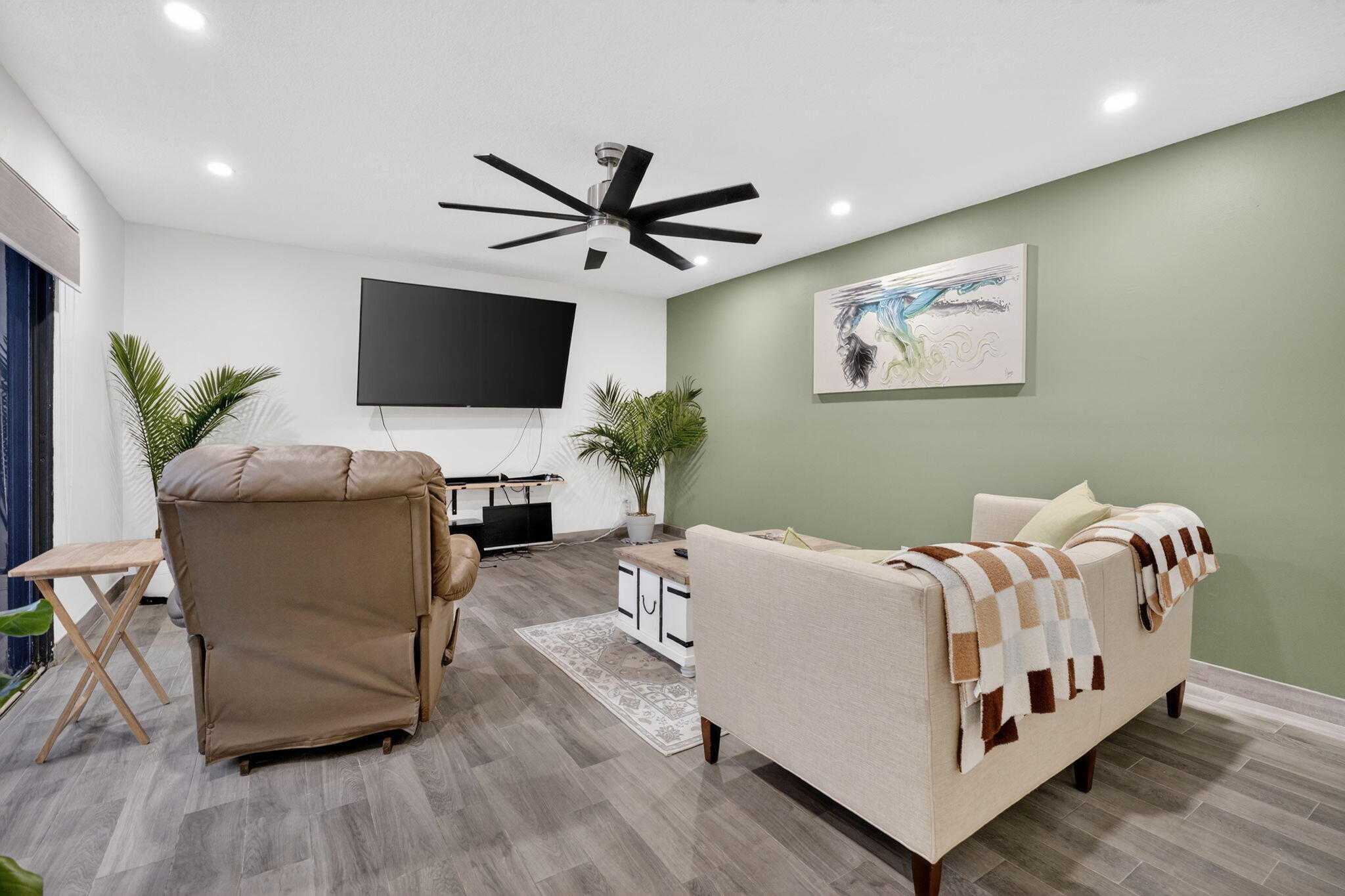 110 N Delaware #10c Jupiter, FL 33458