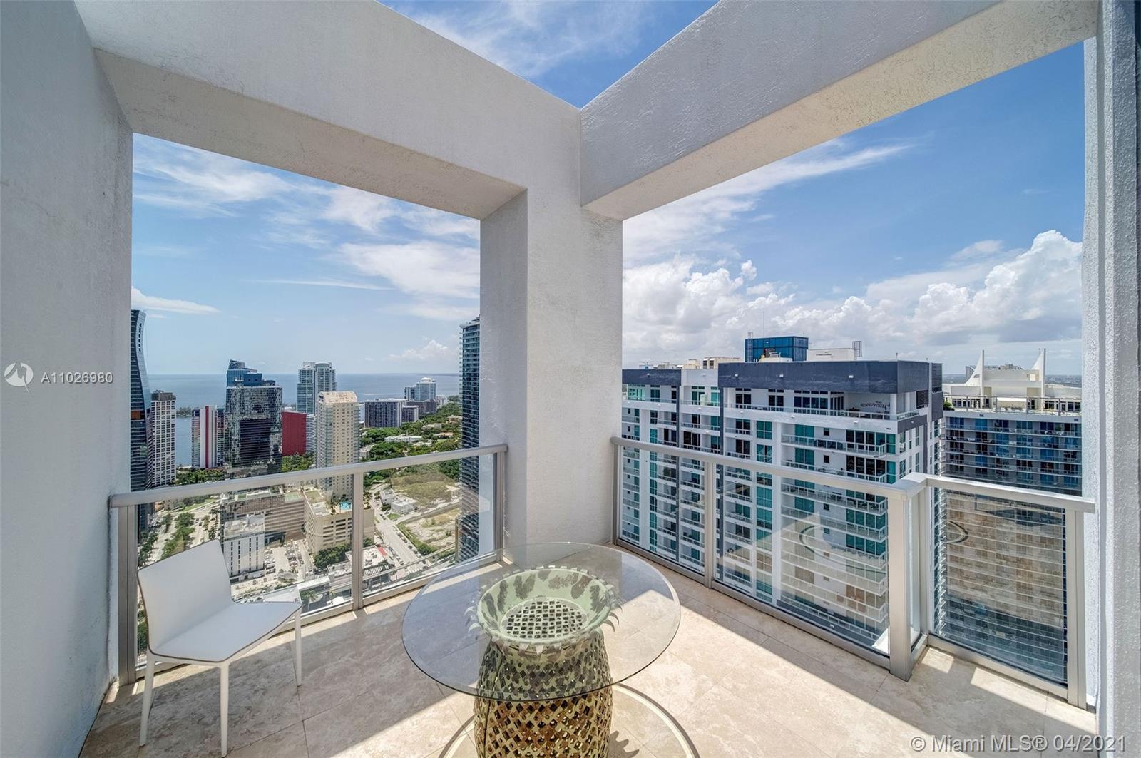 1060 Brickell Ave #4507 Miami, FL 33131