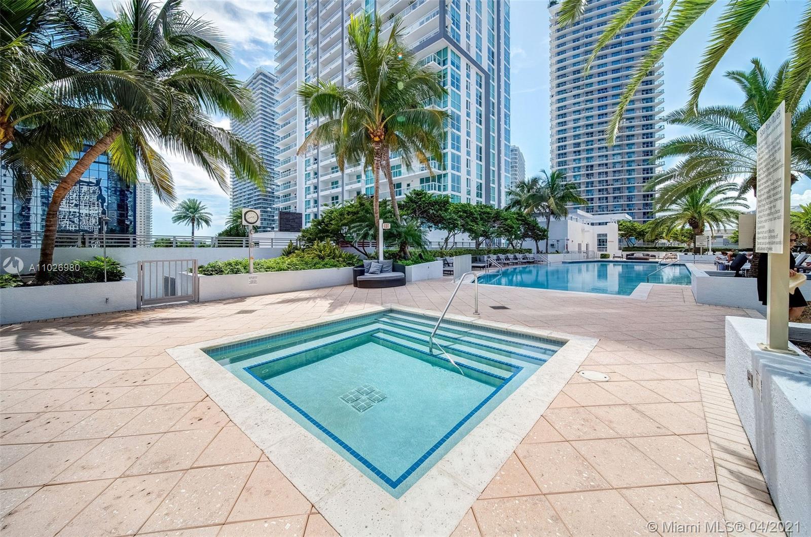 1060 Brickell Ave #4507 Miami, FL 33131