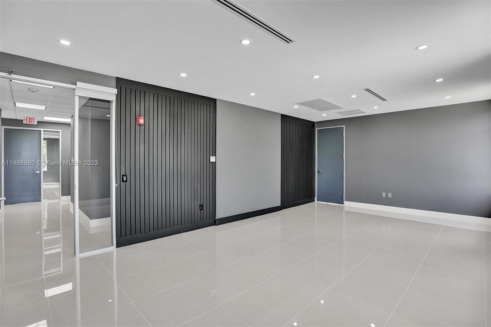 15620 SW 29th St Miramar, FL 33027