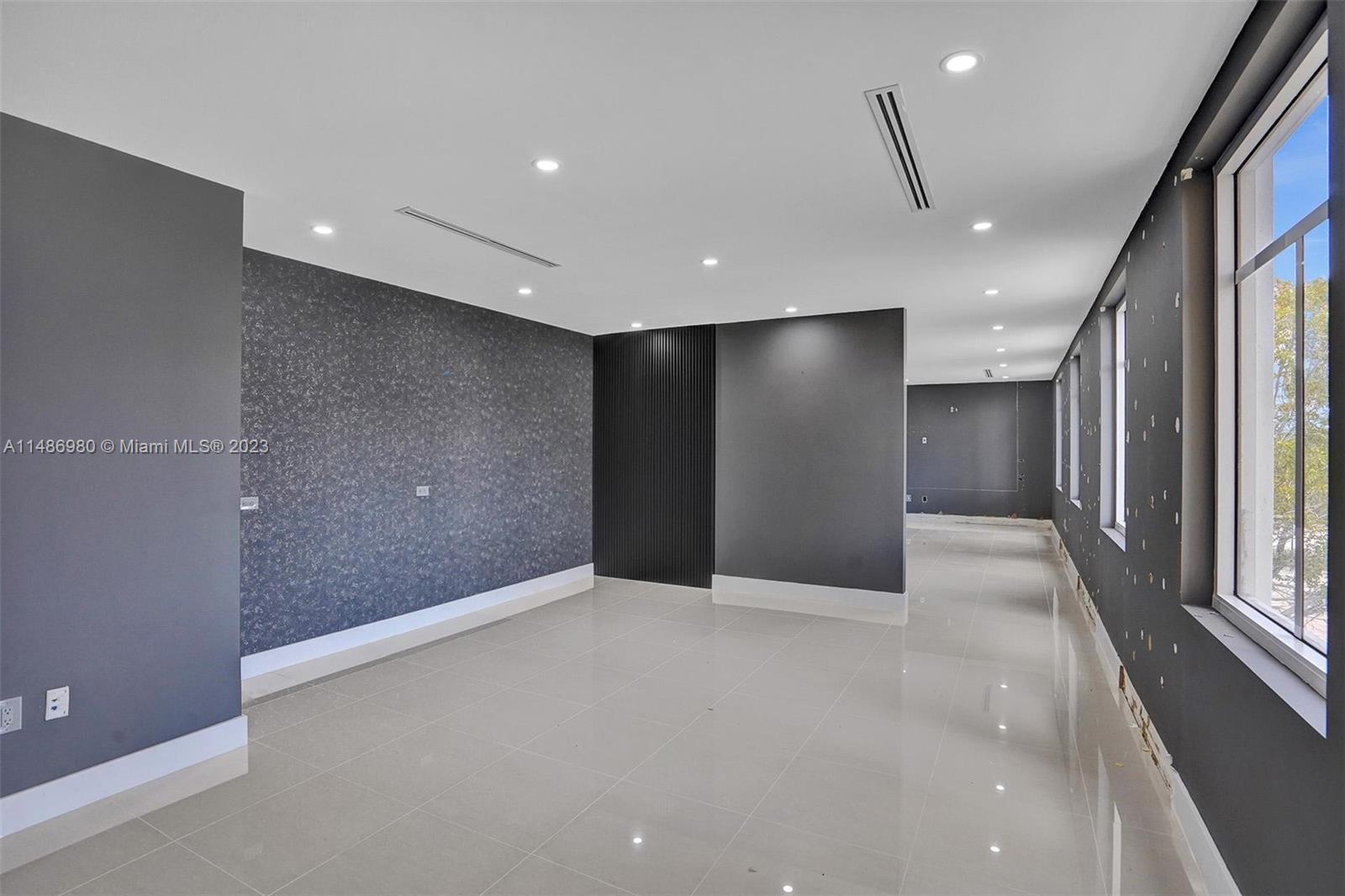 15620 SW 29th St Miramar, FL 33027