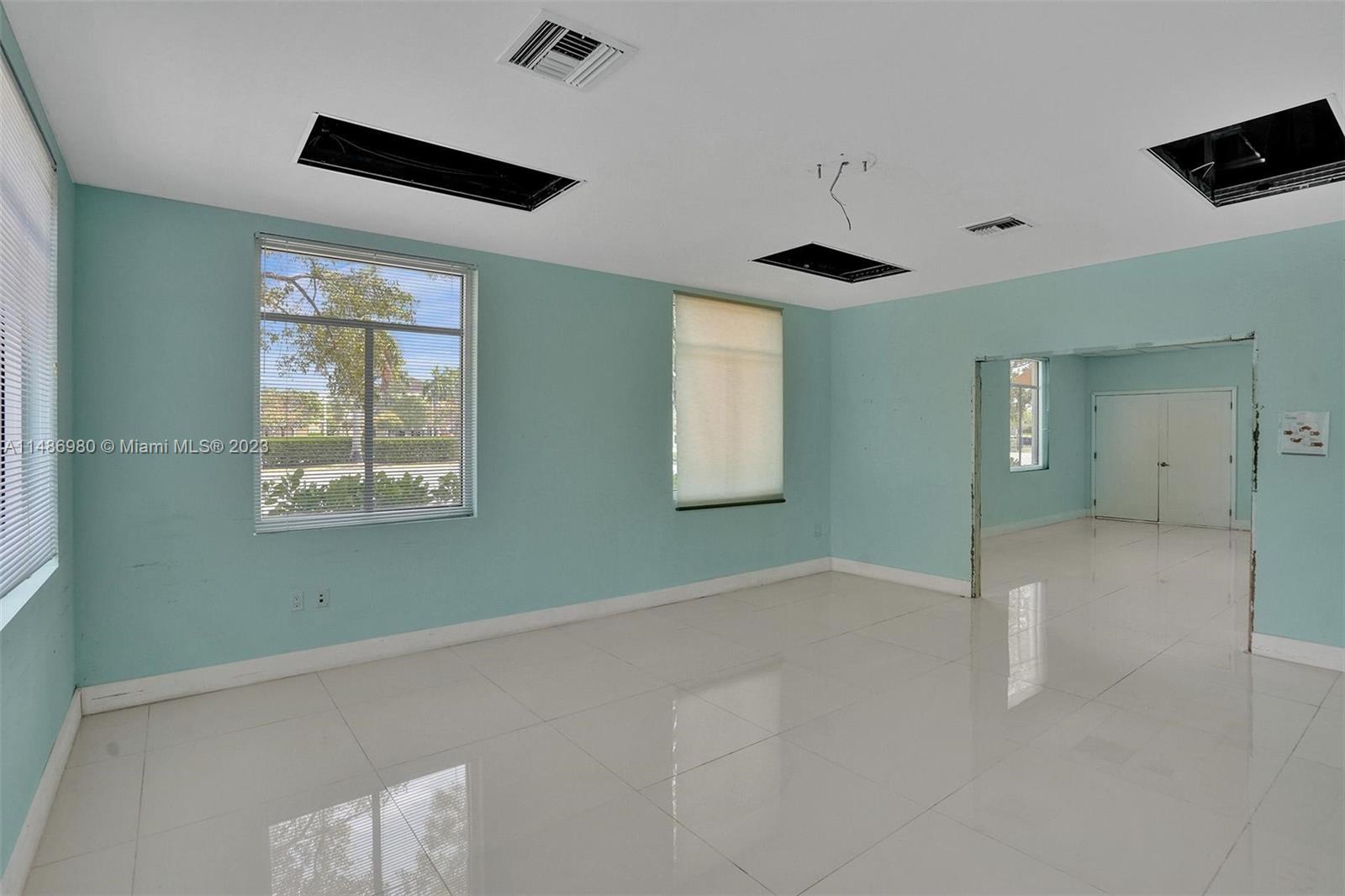 15620 SW 29th St Miramar, FL 33027