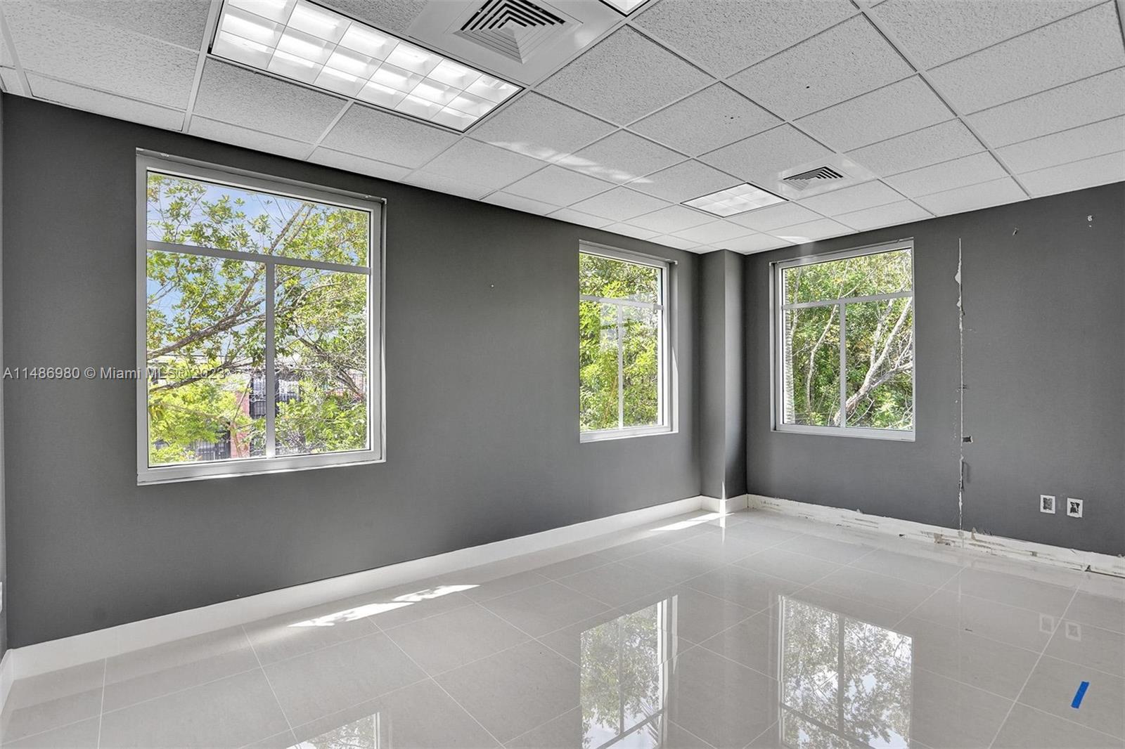 15620 SW 29th St Miramar, FL 33027