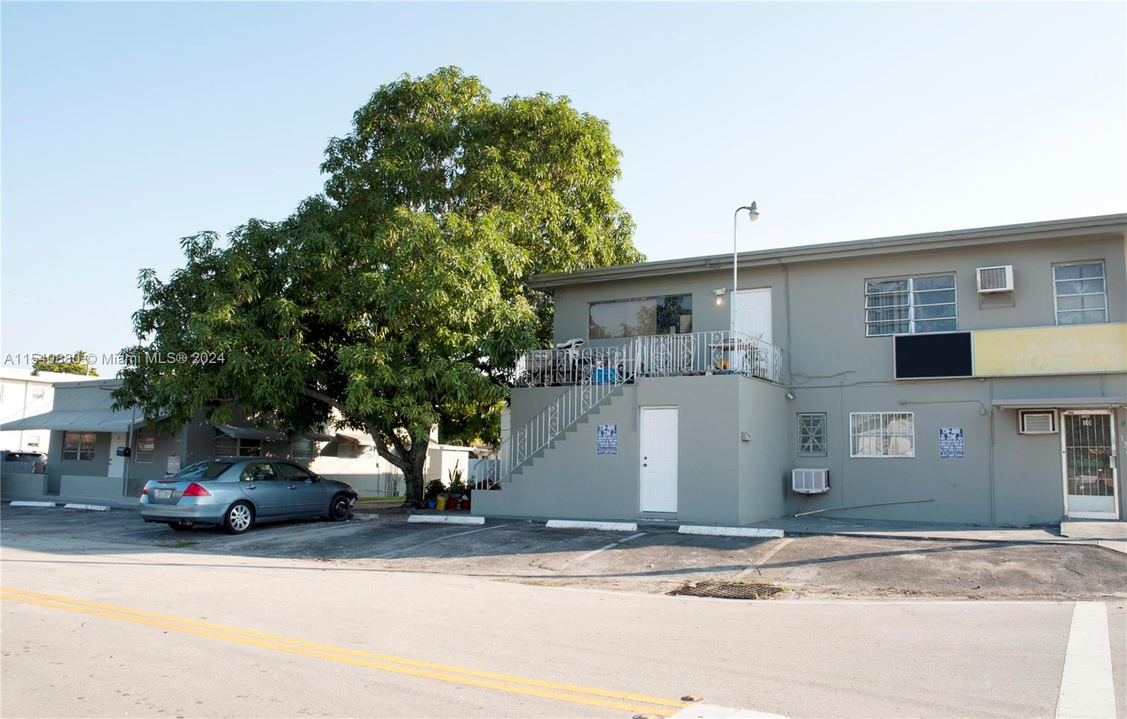 Duplex / Quad Plex / Triplex