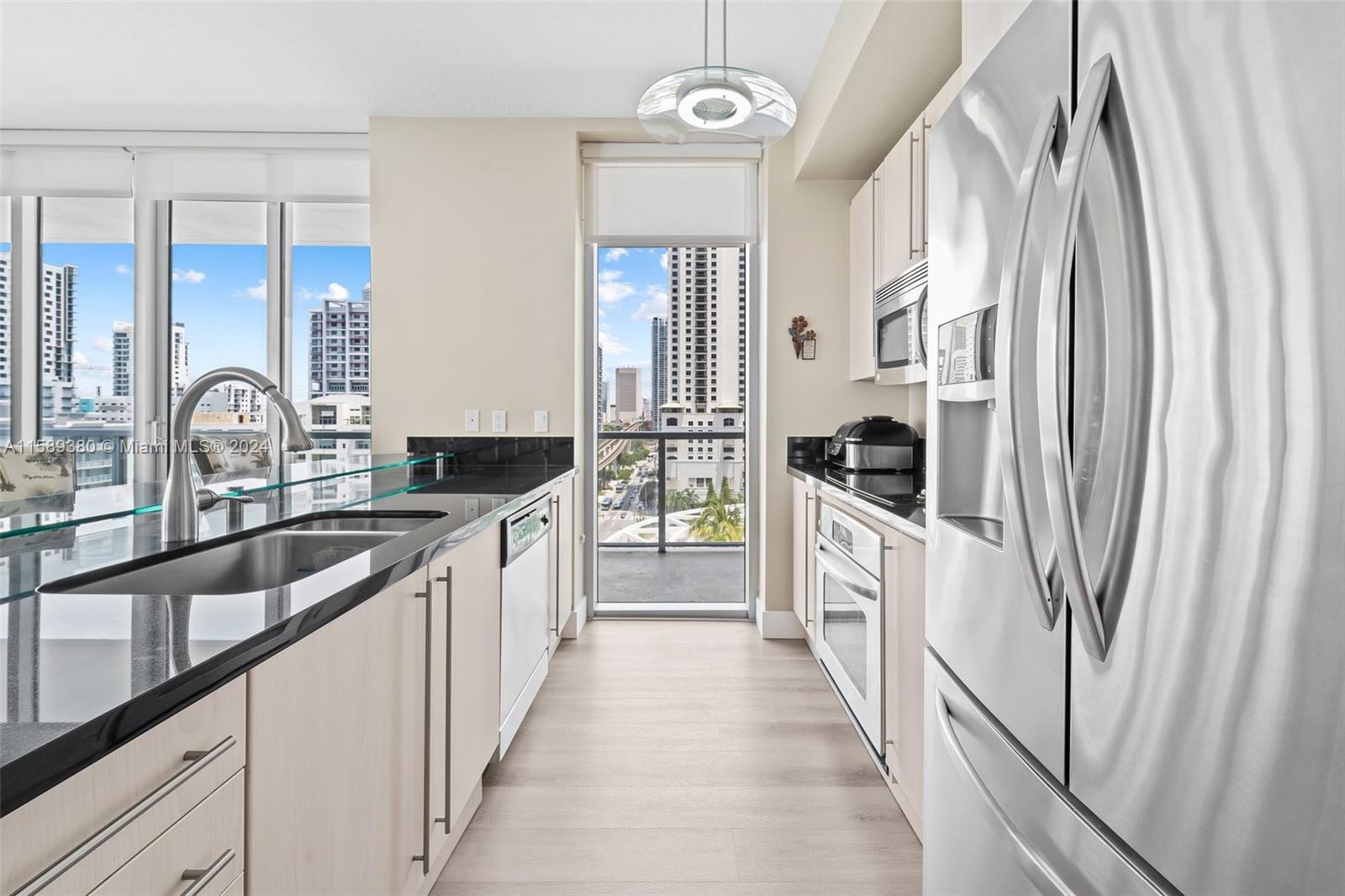 79 SW 12th St #1412-S Miami, FL 33130