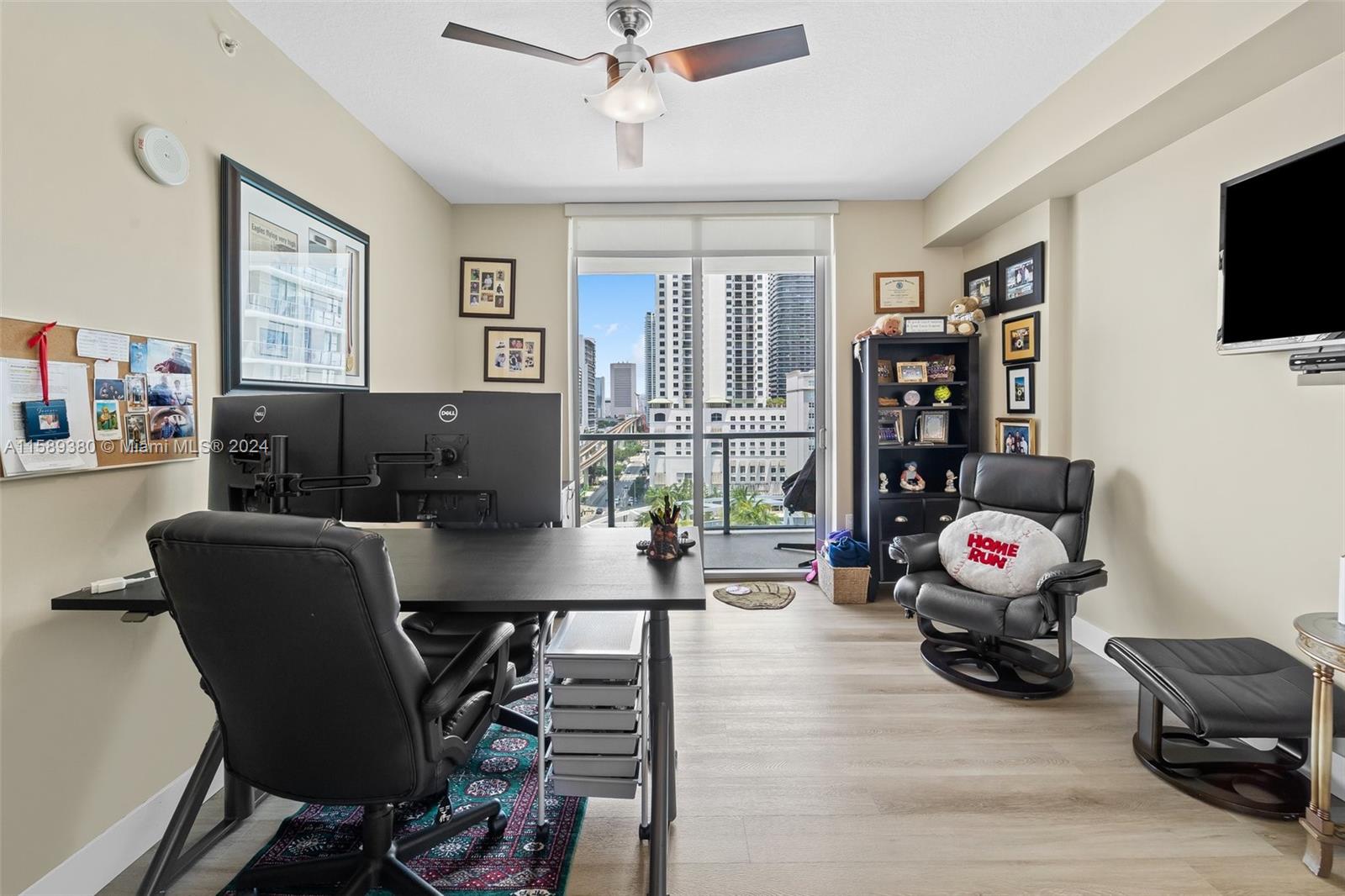 79 SW 12th St #1412-S Miami, FL 33130