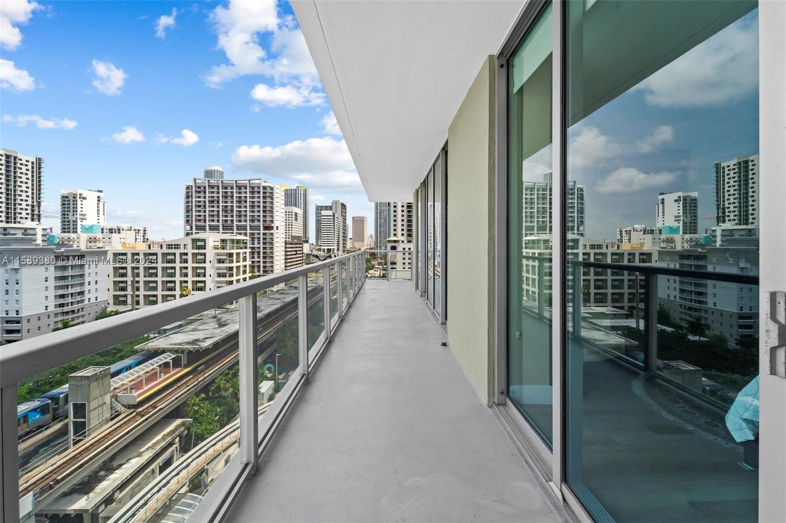 79 SW 12th St #1412-S Miami, FL 33130