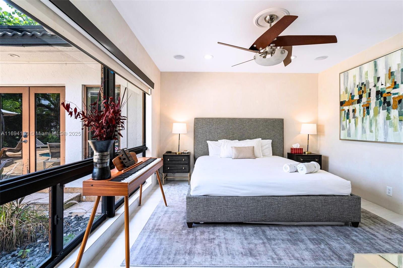 1675 Coral Gdns Dr Wilton Manors, FL 33334 1675 Coral Gdns Dr Wilton Manors, FL 33334