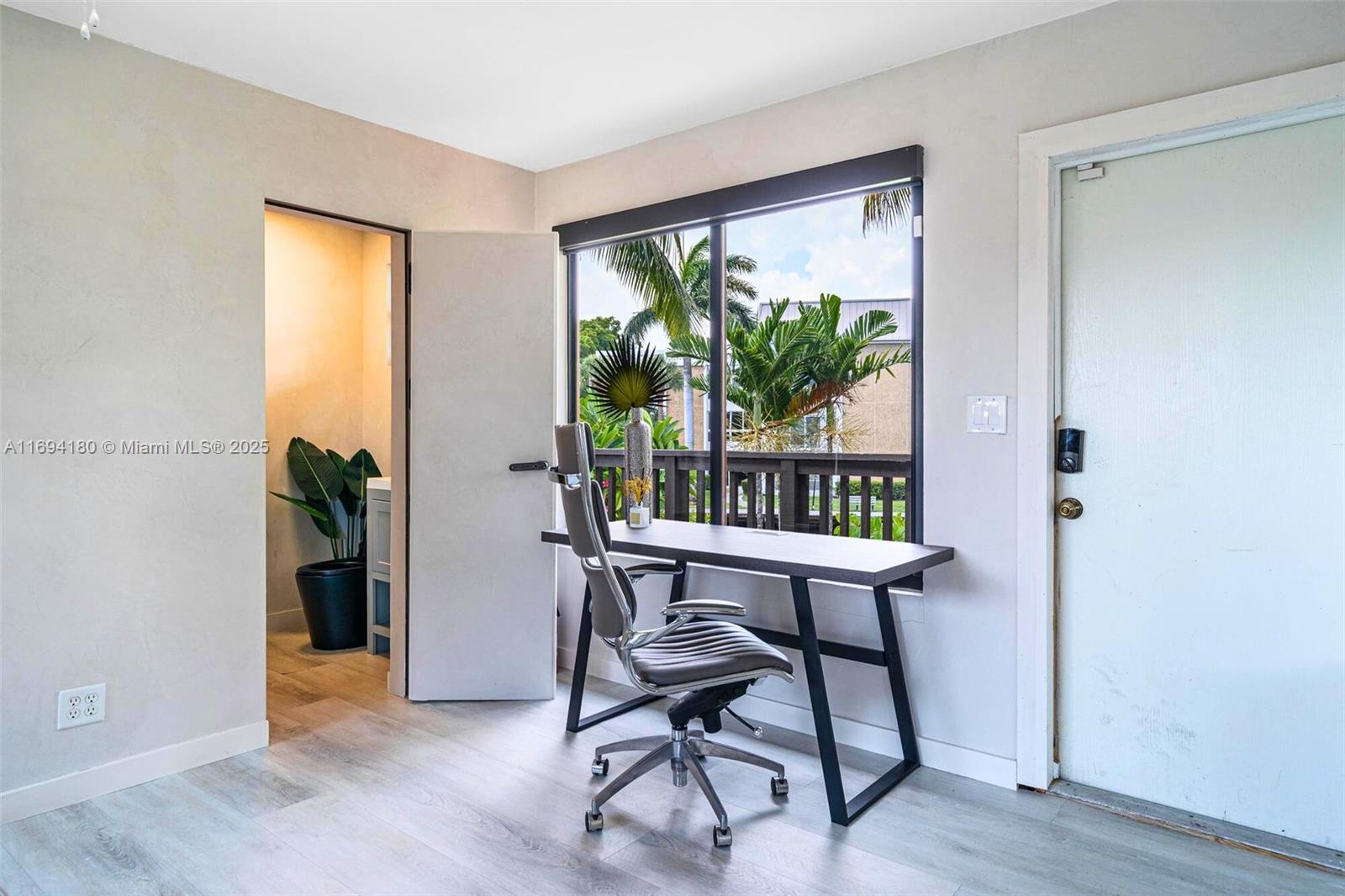1675 Coral Gdns Dr Wilton Manors, FL 33334 1675 Coral Gdns Dr Wilton Manors, FL 33334
