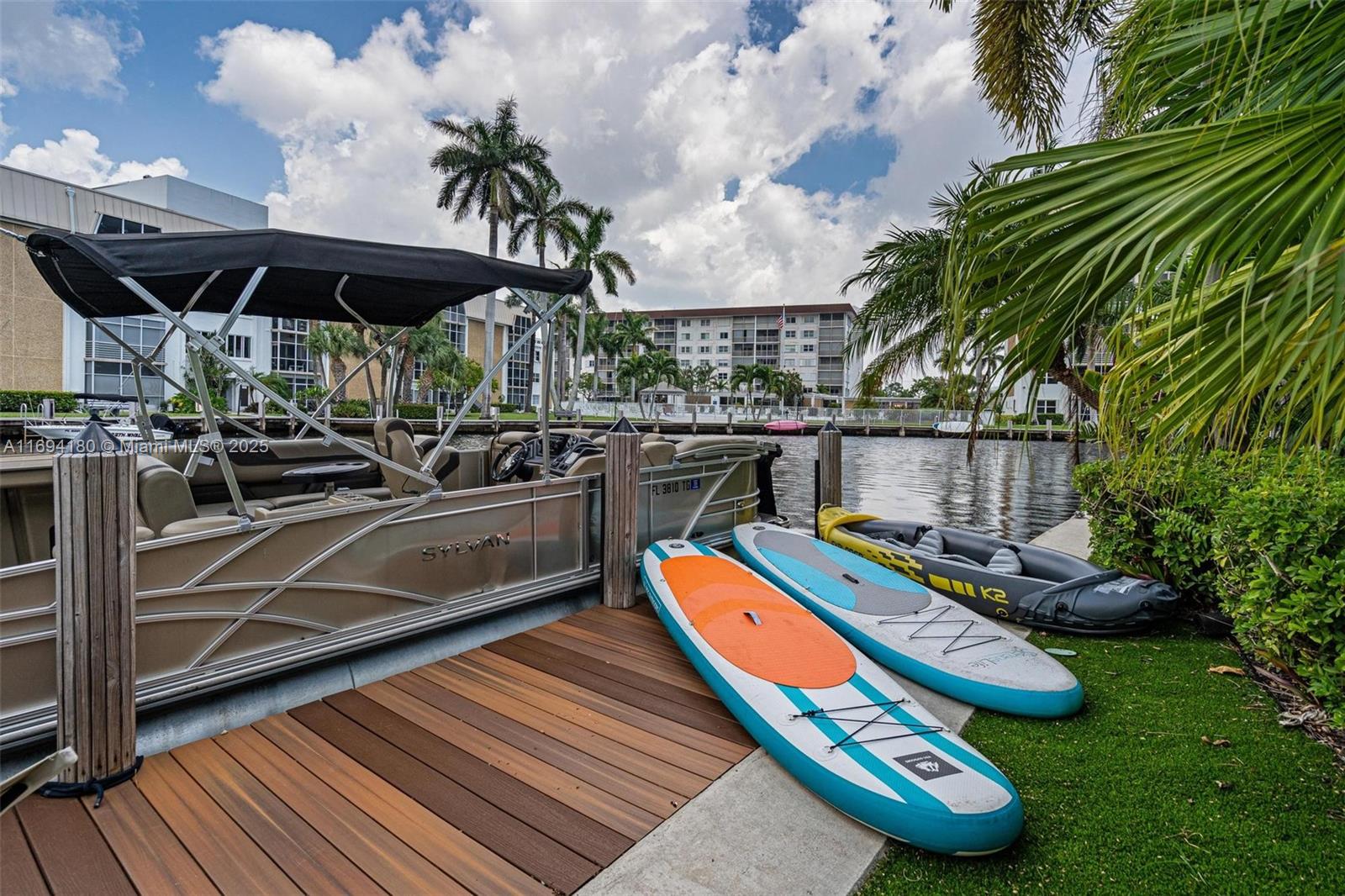 1675 Coral Gdns Dr Wilton Manors, FL 33334 1675 Coral Gdns Dr Wilton Manors, FL 33334