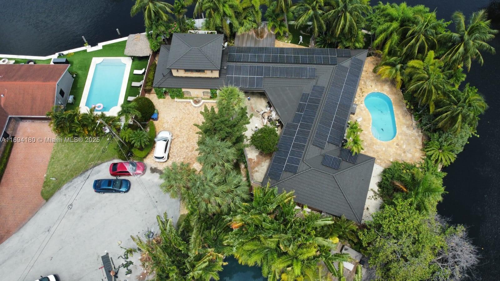 1675 Coral Gdns Dr Wilton Manors, FL 33334 1675 Coral Gdns Dr Wilton Manors, FL 33334