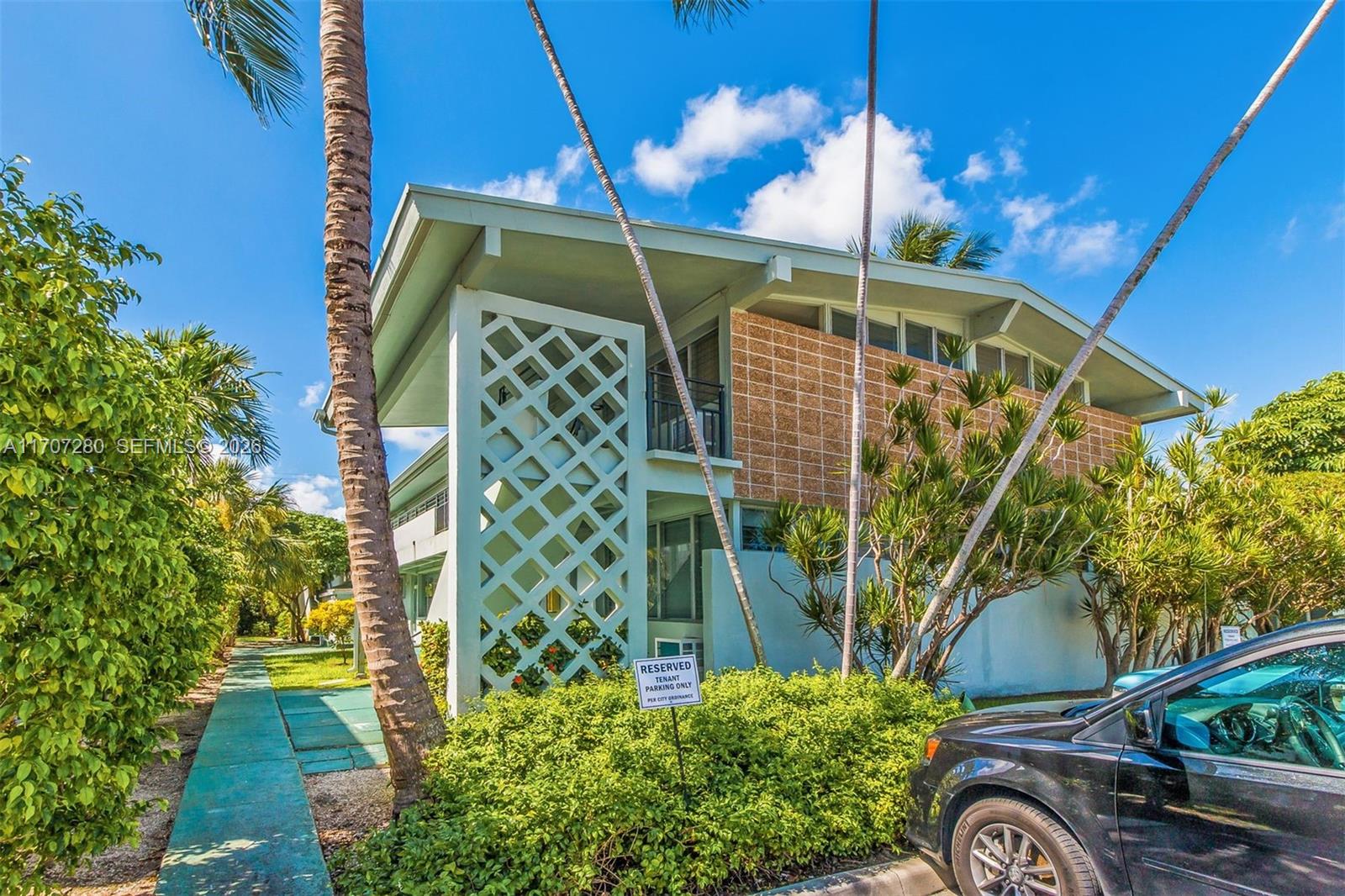 1060 98th St Bay Harbor Islands, FL 33154