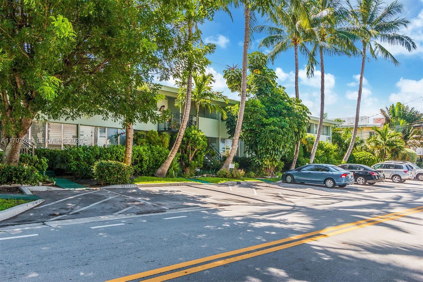 1060 98th St Bay Harbor Islands, FL 33154