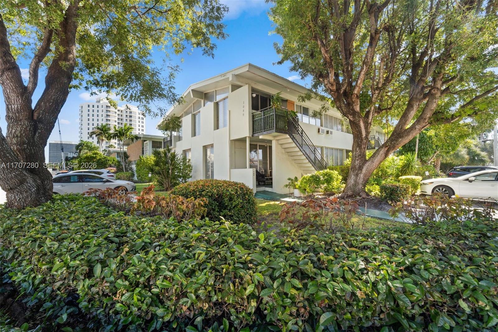 1060 98th St Bay Harbor Islands, FL 33154