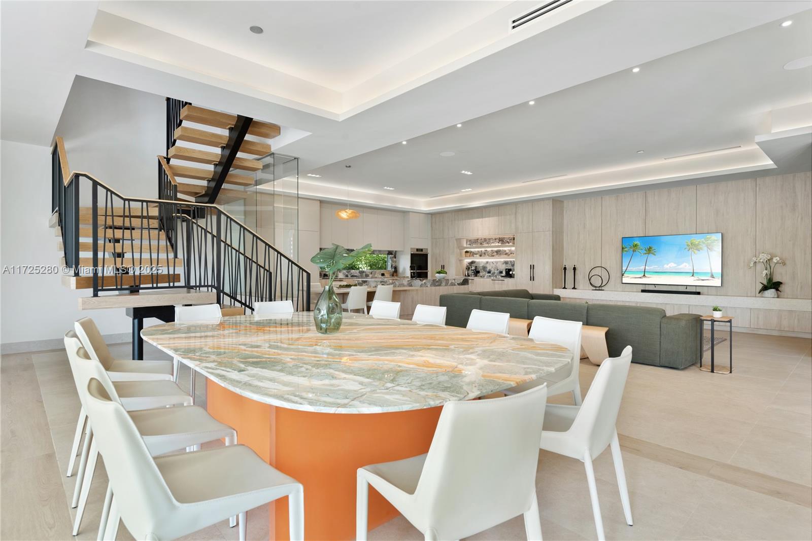 1200 NE 87th St Miami, FL 33138