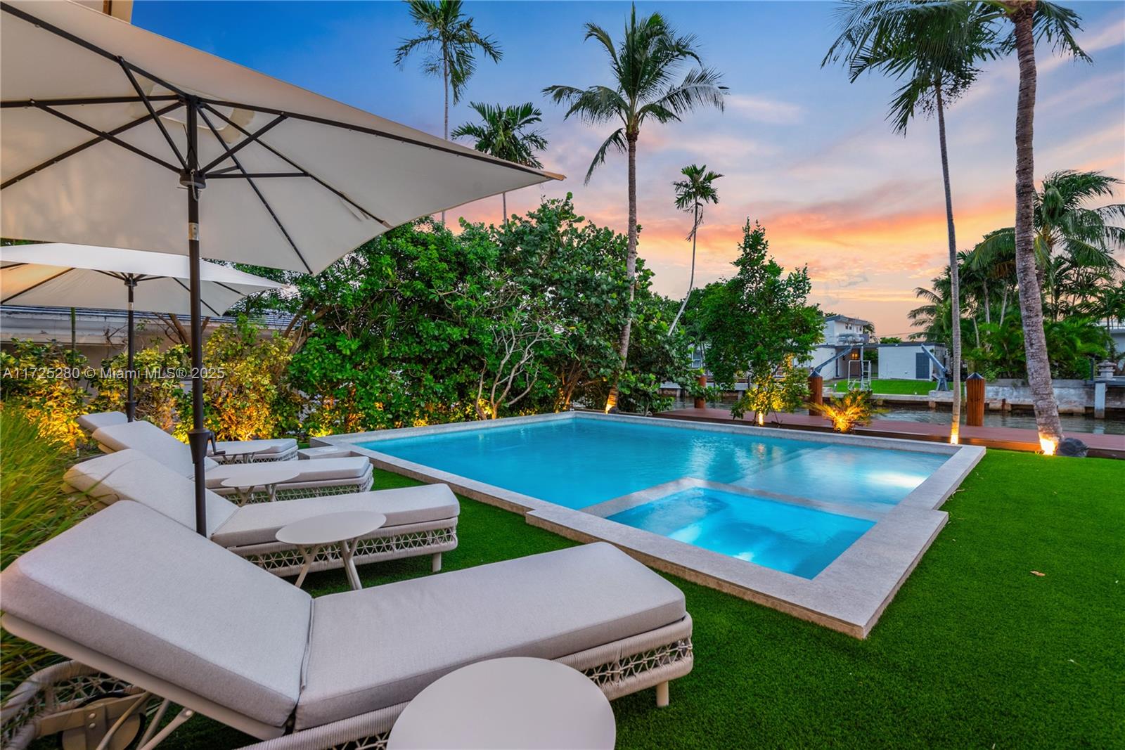 1200 NE 87th St Miami, FL 33138