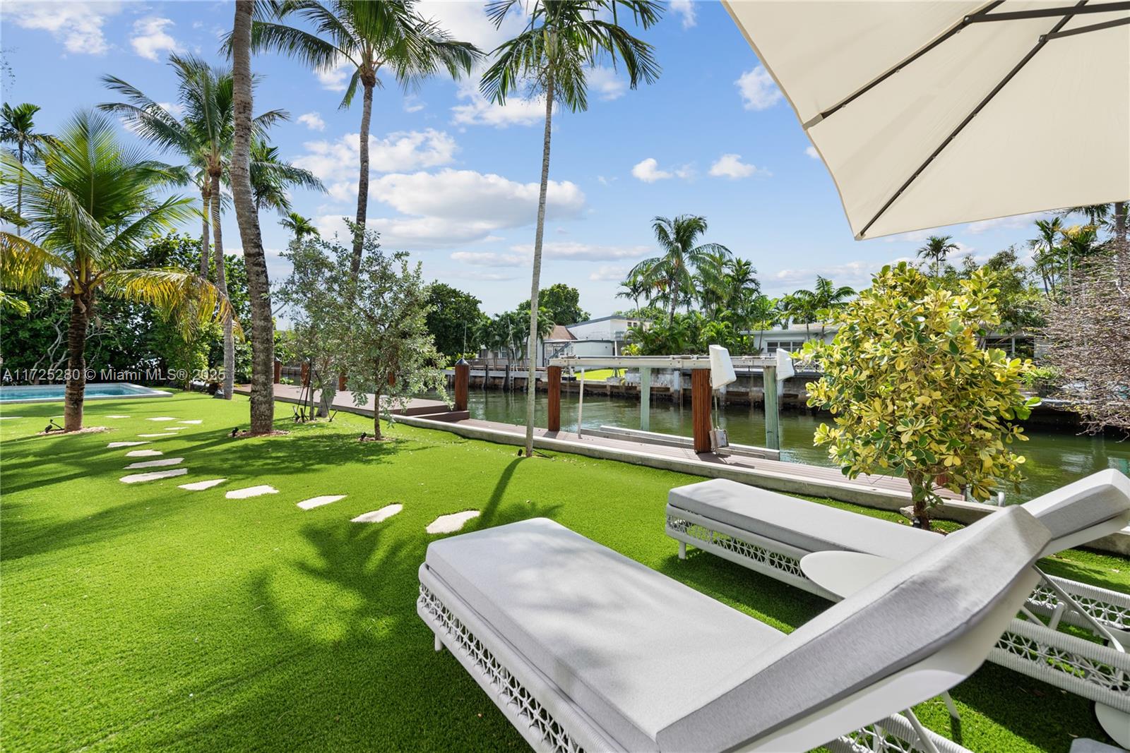 1200 NE 87th St Miami, FL 33138