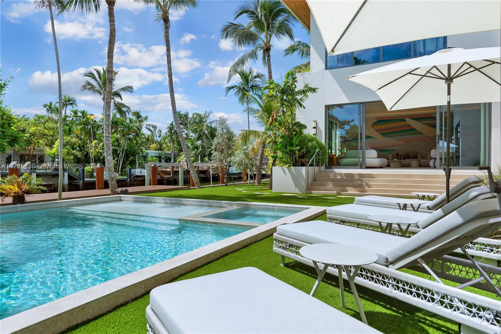 1200 NE 87th St Miami, FL 33138