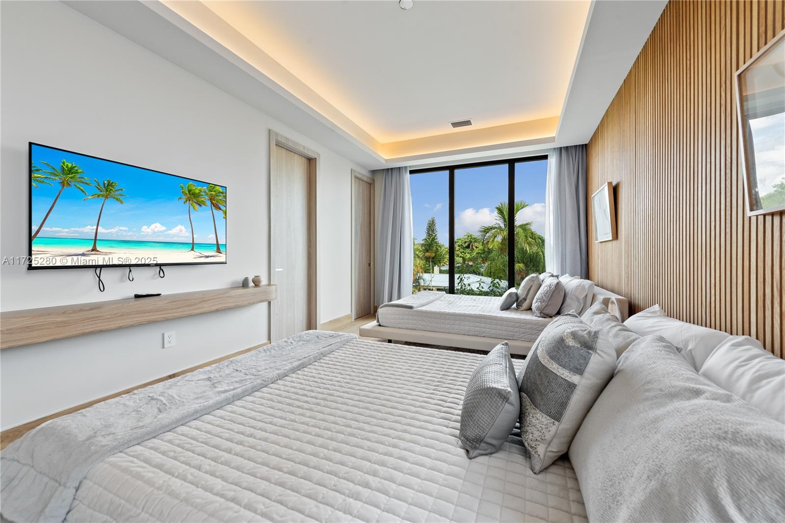 1200 NE 87th St Miami, FL 33138