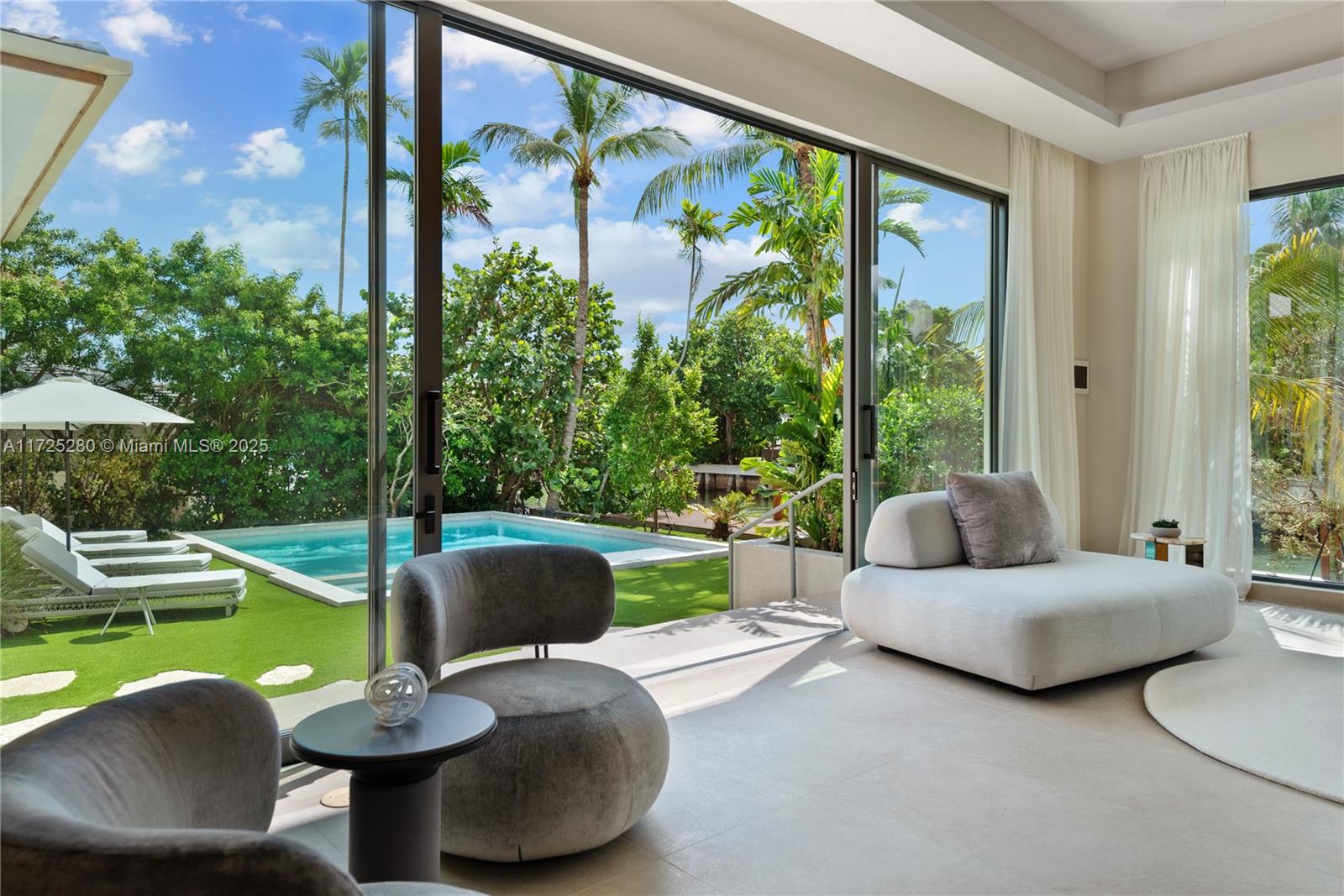 1200 NE 87th St Miami, FL 33138