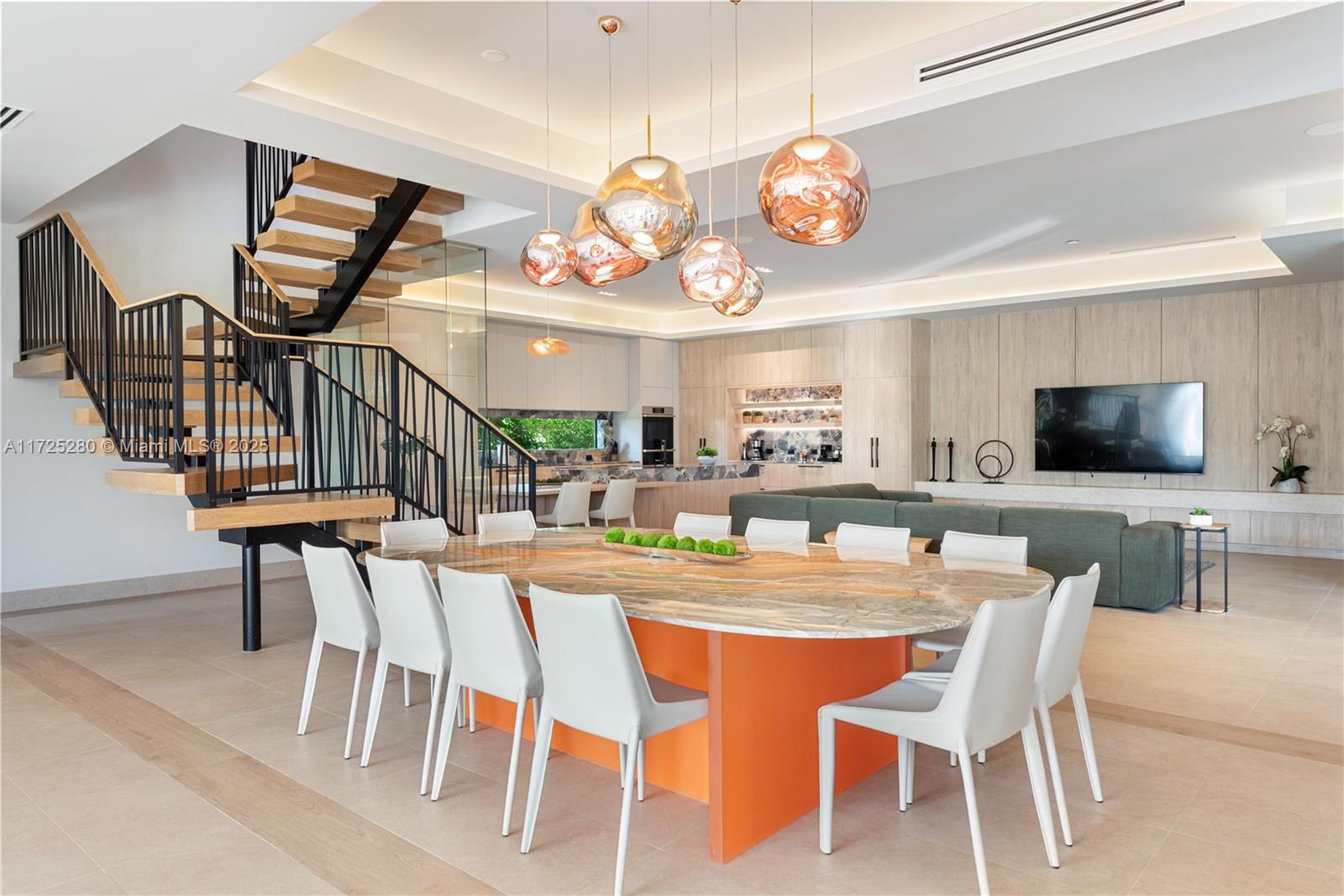 1200 NE 87th St Miami, FL 33138