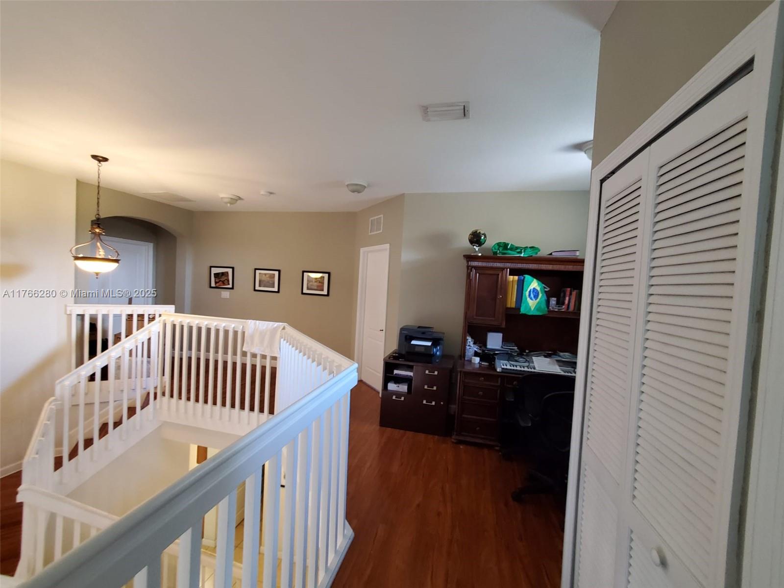 11009 NW 80th Ln Doral, FL 33178