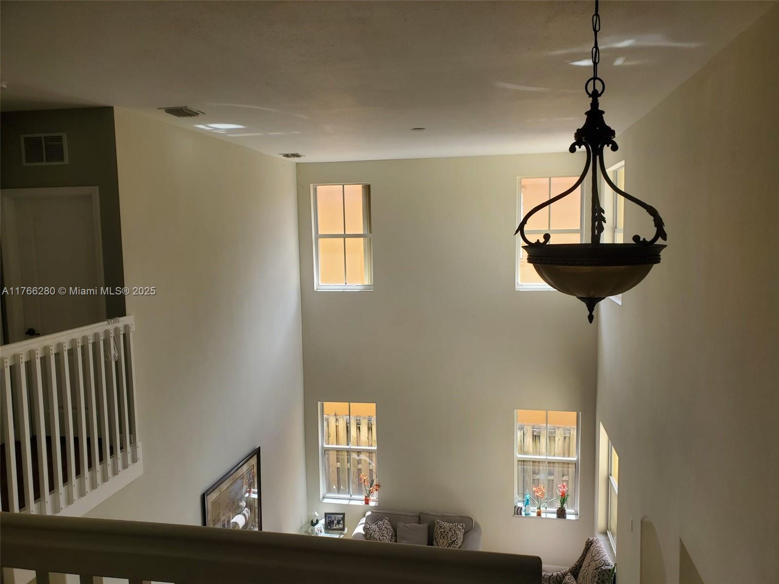 11009 NW 80th Ln Doral, FL 33178