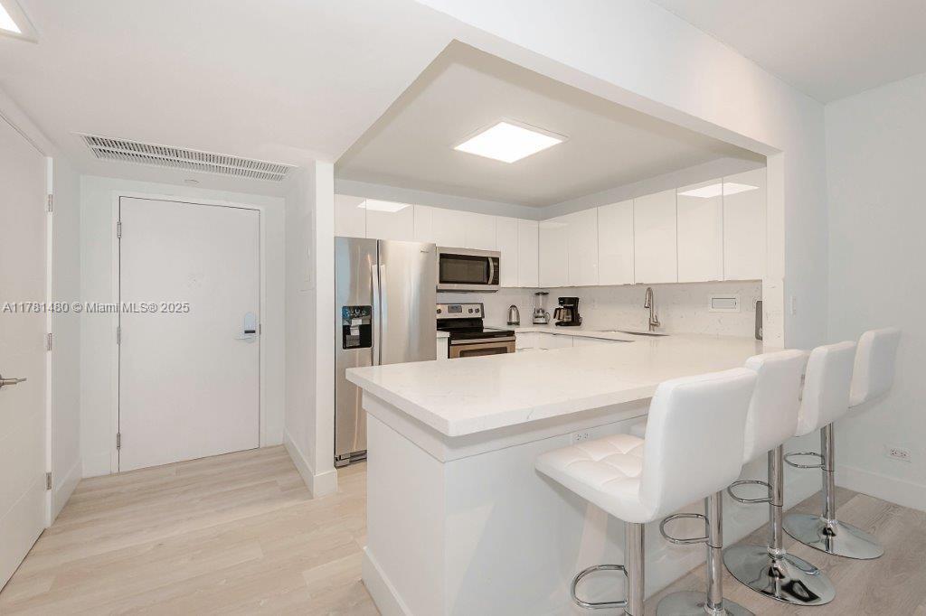 image Roney Palace Condo18